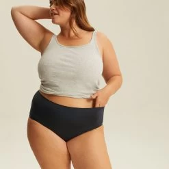 Culotte Très Haute One Size Noir JUST ONE MICRO 7 Culotte Très Haute One Size Noir JUST ONE MICRO -Bestform Lingerie BL04600 030 WEB 3